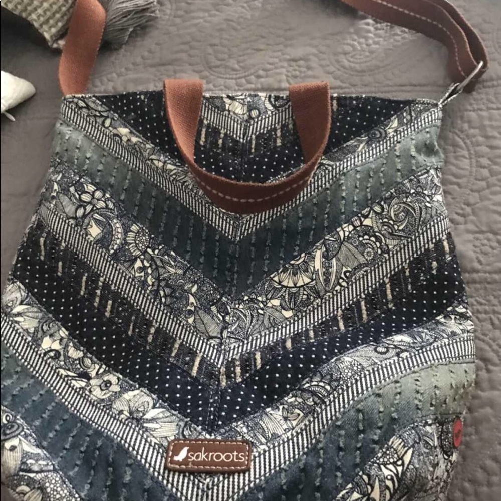 Sak shoulder bag